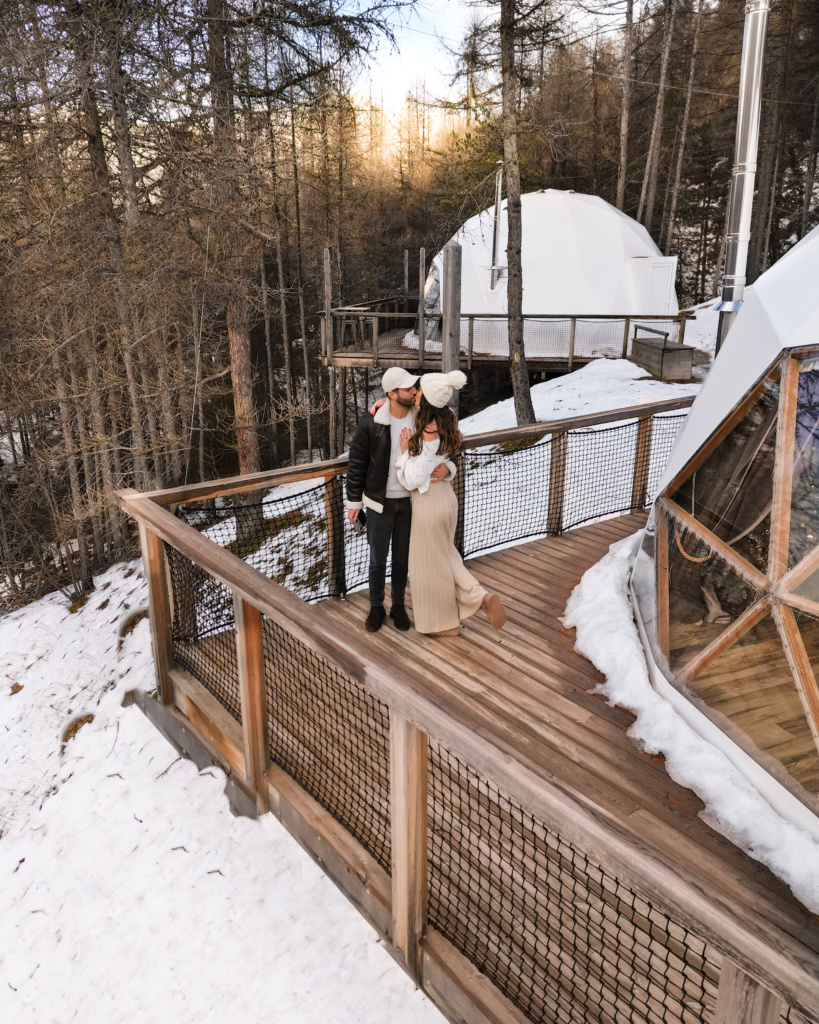 escapade à la montagne en hiver pour couple